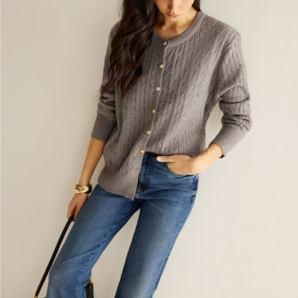 Commense grey cable knit sweater with gold buttons size M NWT - Picture 2 of 4